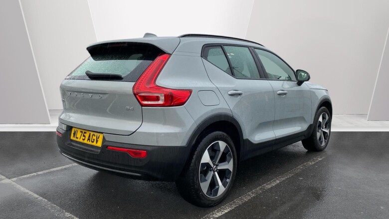Volvo XC40 2.0 B4P Plus Dark 5dr Auto Petrol Estate